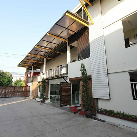 Hotel Leesort @ Onnuch Bangkok Exteriér fotografie